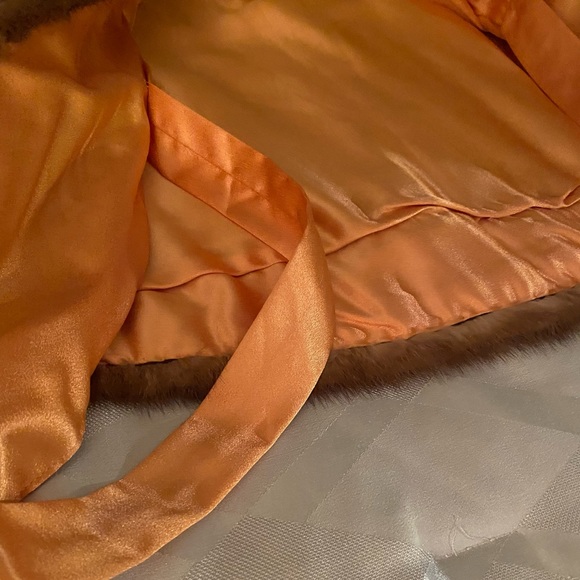 Mink Cape/Shawl Authentic - Picture 9 of 16